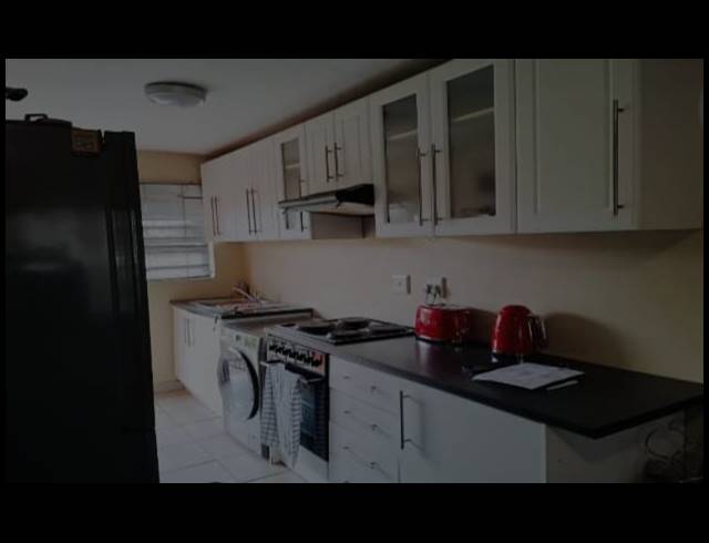 2 BEDROOM APARTMENT FOR SALE IN NEWLANDS EAST
